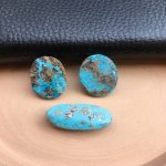 سنگ فیروزه آبی درجه یک رگه طلائی سنگ فیروزه آبی درجه یک رگه طلائی