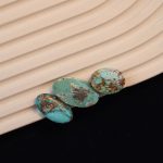 سنگ فیروزه سبز رگه طلائی سنگ فیروزه سبز رگه طلائی