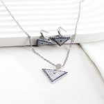 پلاک گوشواره نقره عیار 925 طرح چشم زخم پلاک گوشواره نقره عیار 925 طرح چشم زخم
